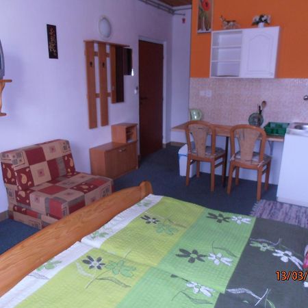 Hotel Zeleny Dom Bojnice Zimmer foto